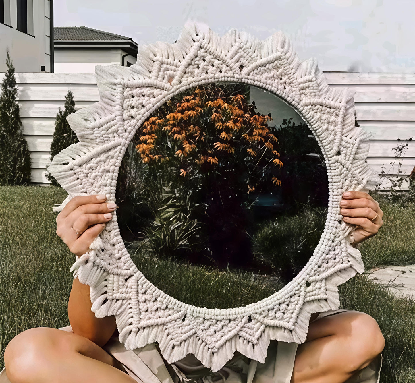 RAINBOW HOMES LAVISH MACRAME WALL DECOR & HANGINGS, HOME DECOR WALL HANGING MIRROR, LIVING ROOM

MIRRO BEDROOM MIRROR