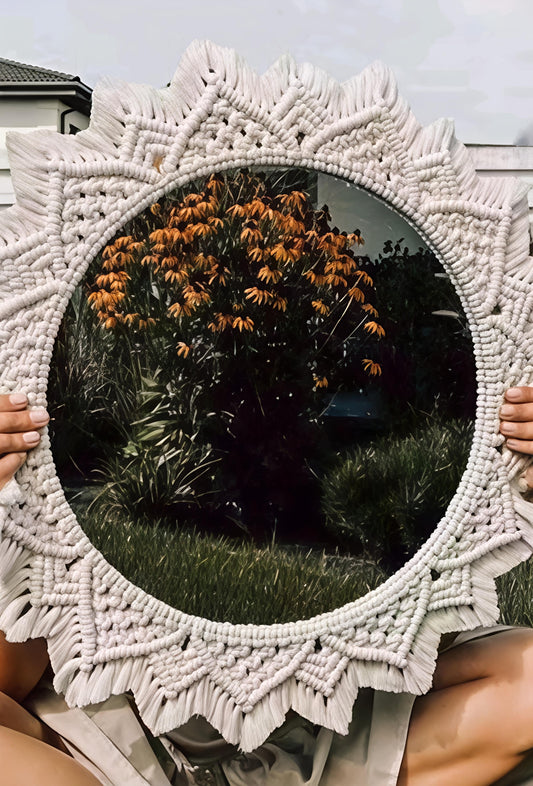 RAINBOW HOMES LAVISH MACRAME WALL DECOR & HANGINGS, HOME DECOR WALL HANGING MIRROR, LIVING ROOM

MIRRO BEDROOM MIRROR